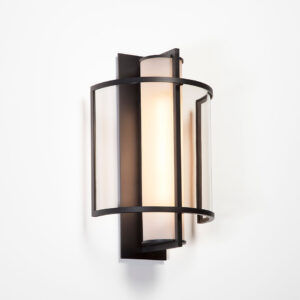 Halvdel Sconce